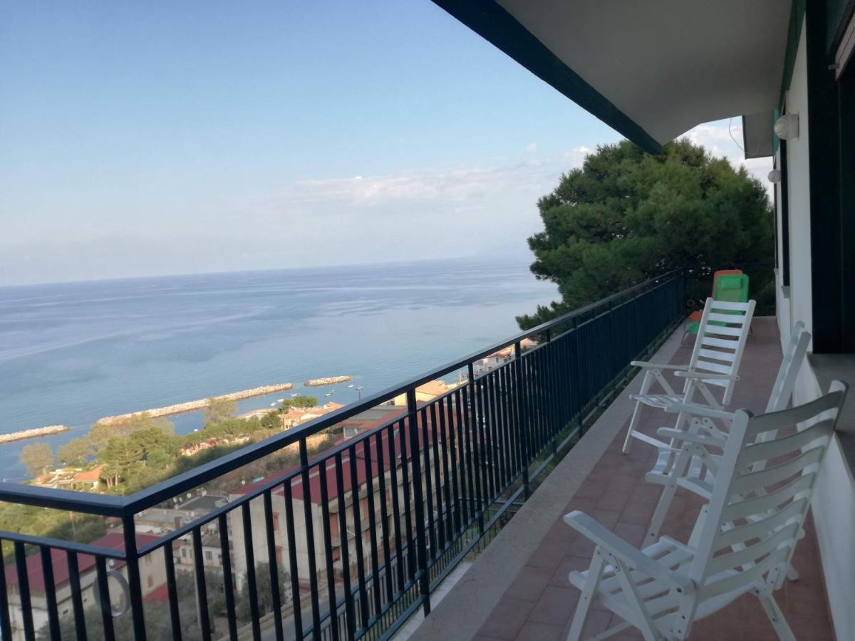 Casa Vacanze La Petrusella Trabia Bagian luar foto