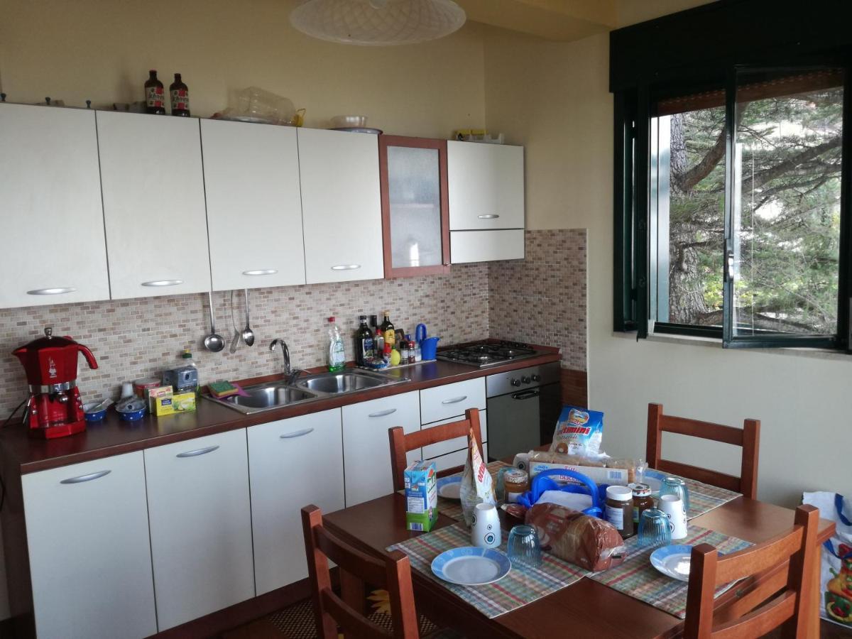 Casa Vacanze La Petrusella Trabia Bagian luar foto
