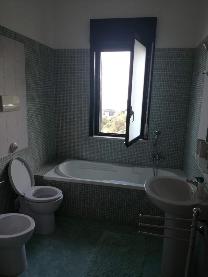 Casa Vacanze La Petrusella Trabia Bagian luar foto