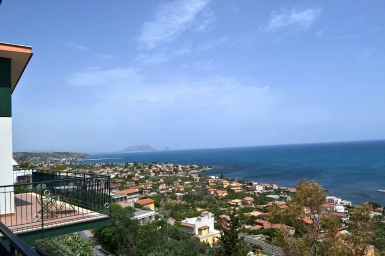 Casa Vacanze La Petrusella Trabia Bagian luar foto